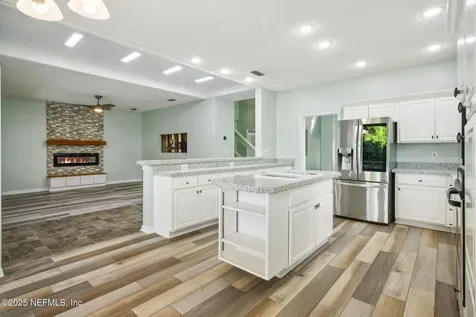 1856 Colonial Drive Green Cove Springs FL 32043