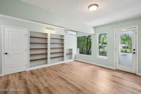 1856 Colonial Drive Green Cove Springs FL 32043
