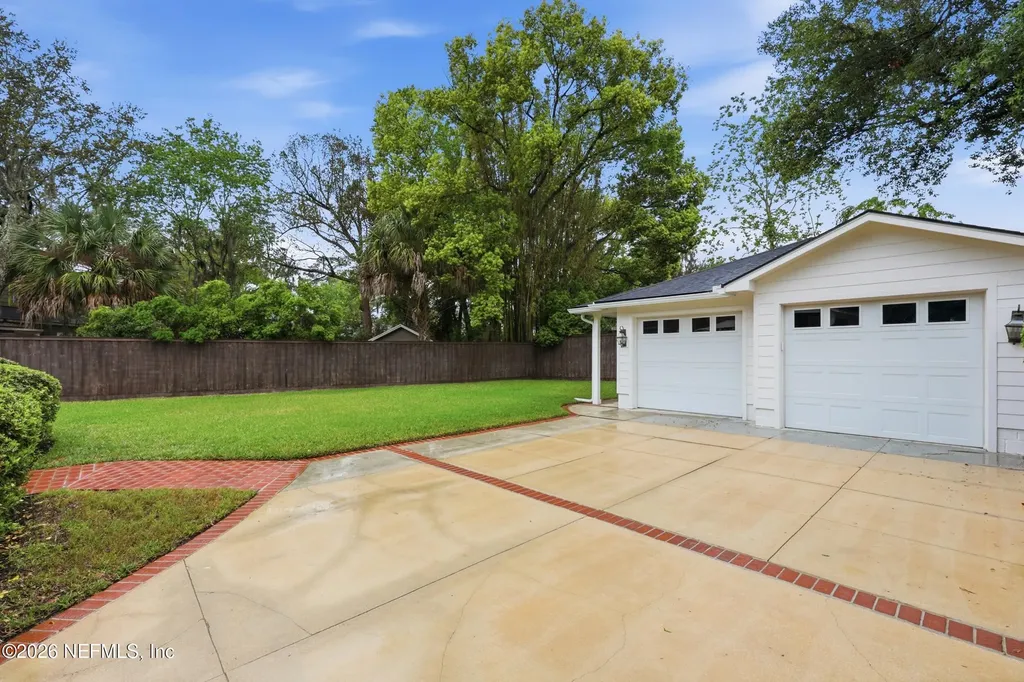 1375 Morvenwood Road Jacksonville FL 32207