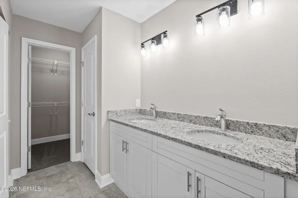 11223 Liberty Square Court Jacksonville FL 32221