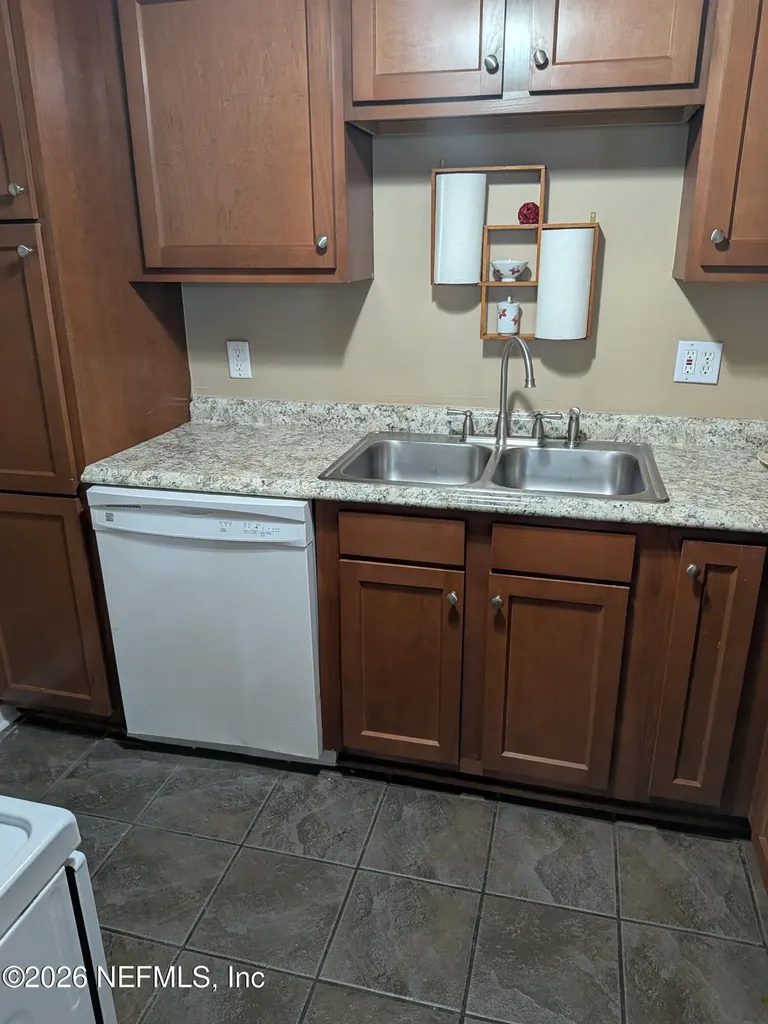 4330 Plaza Gate Lane S Jacksonville FL 32217