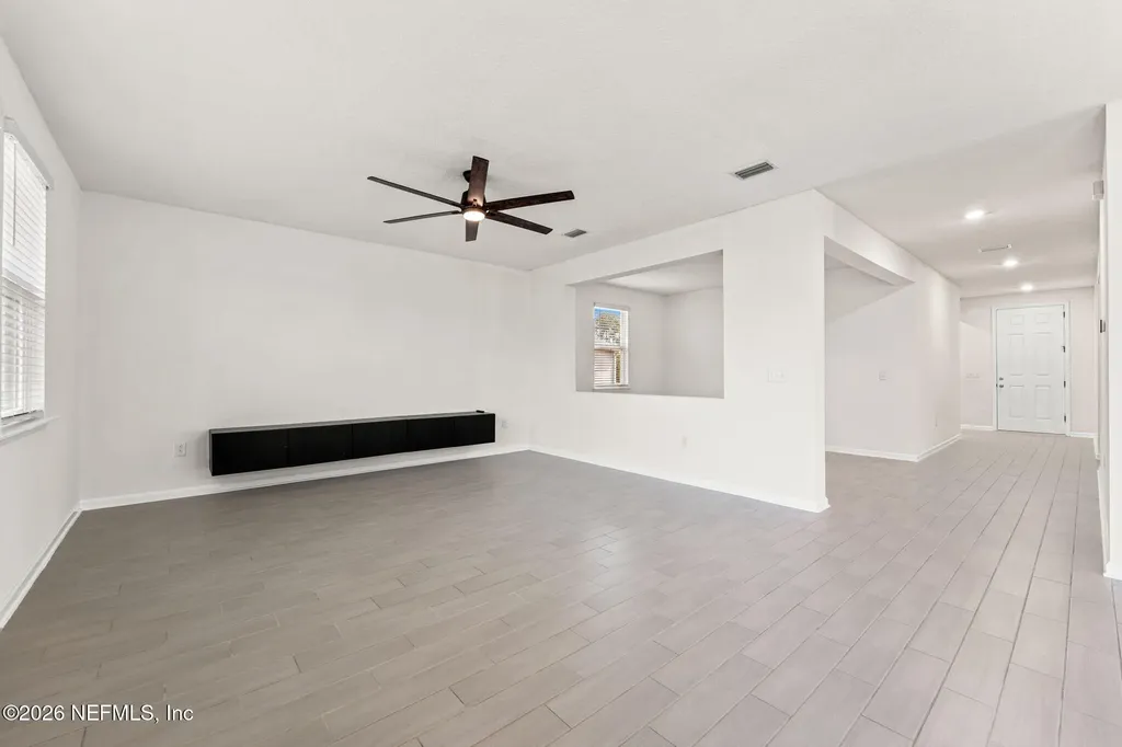 1346 Panther Lake Parkway Jacksonville FL 32221