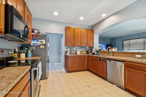 13687 Devan Lee Drive N Jacksonville FL 32226
