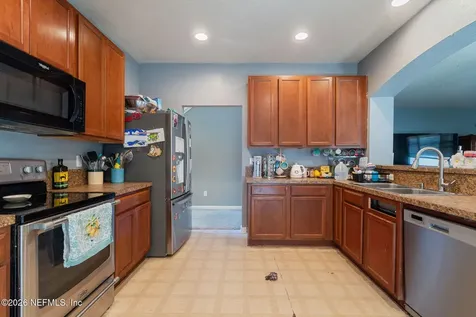 13687 Devan Lee Drive N Jacksonville FL 32226