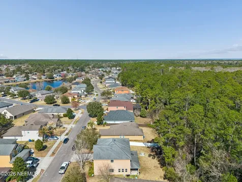 13687 Devan Lee Drive N Jacksonville FL 32226
