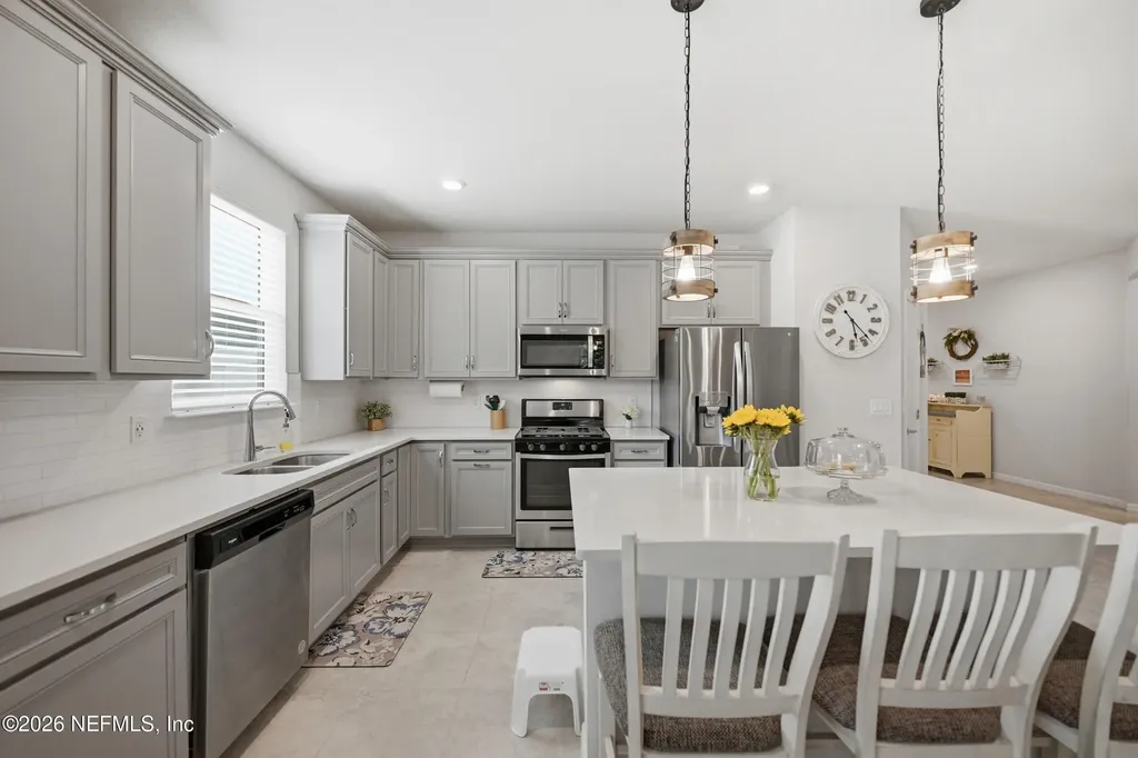 4594 Farmhouse Gate Trail Jacksonville FL 32226