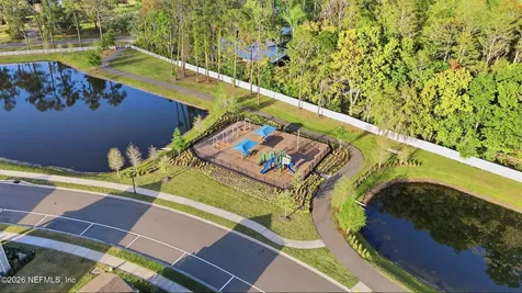 4594 Farmhouse Gate Trail Jacksonville FL 32226