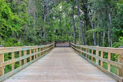 360 Meadow Creek Drive St. Johns FL 32259