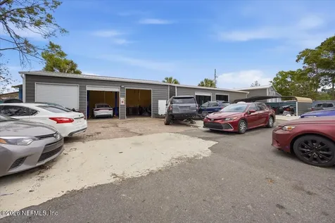 5023 Bowden Road Jacksonville FL 32216