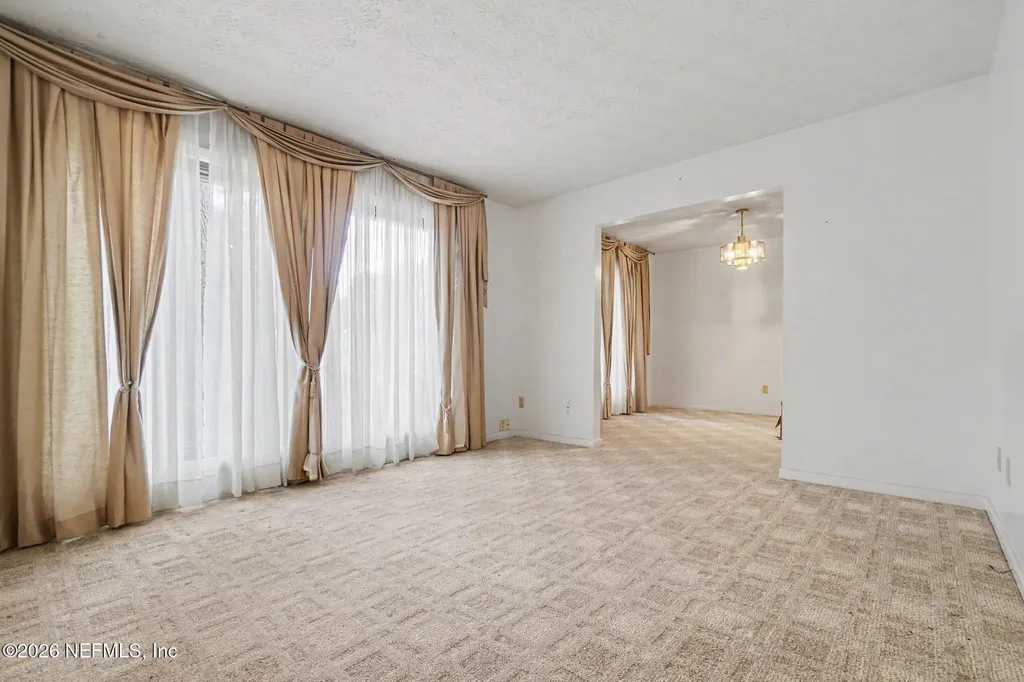 3991 Post Oak Road N Jacksonville FL 32277