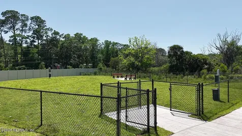 8161 Archibald Terrace Jacksonville FL 32219