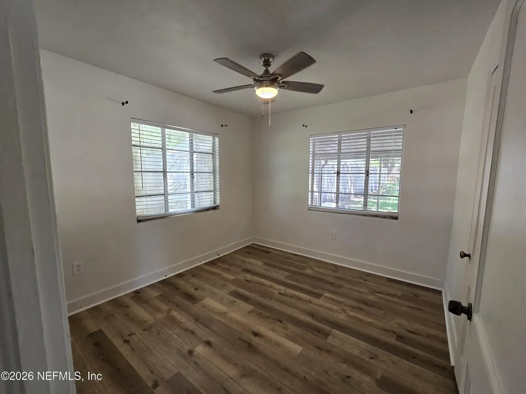 1893 E Road Jacksonville FL 32216