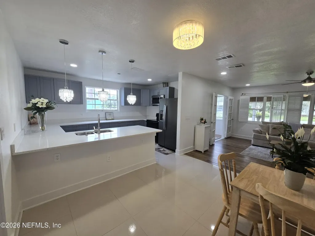 1893 E Road Jacksonville FL 32216