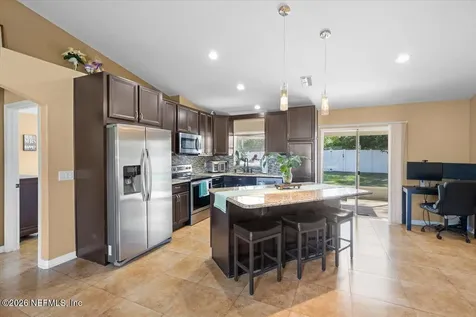 17 Wheatfield Drive Palm Coast FL 32164