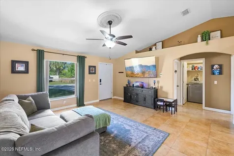 17 Wheatfield Drive Palm Coast FL 32164