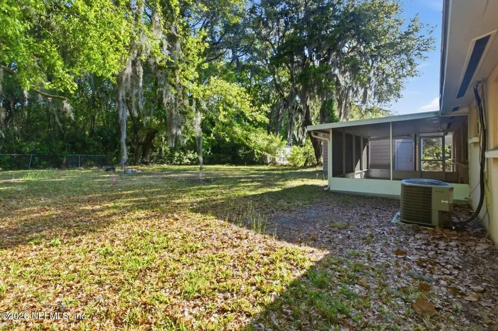 8647 Lenox Avenue Jacksonville FL 32221