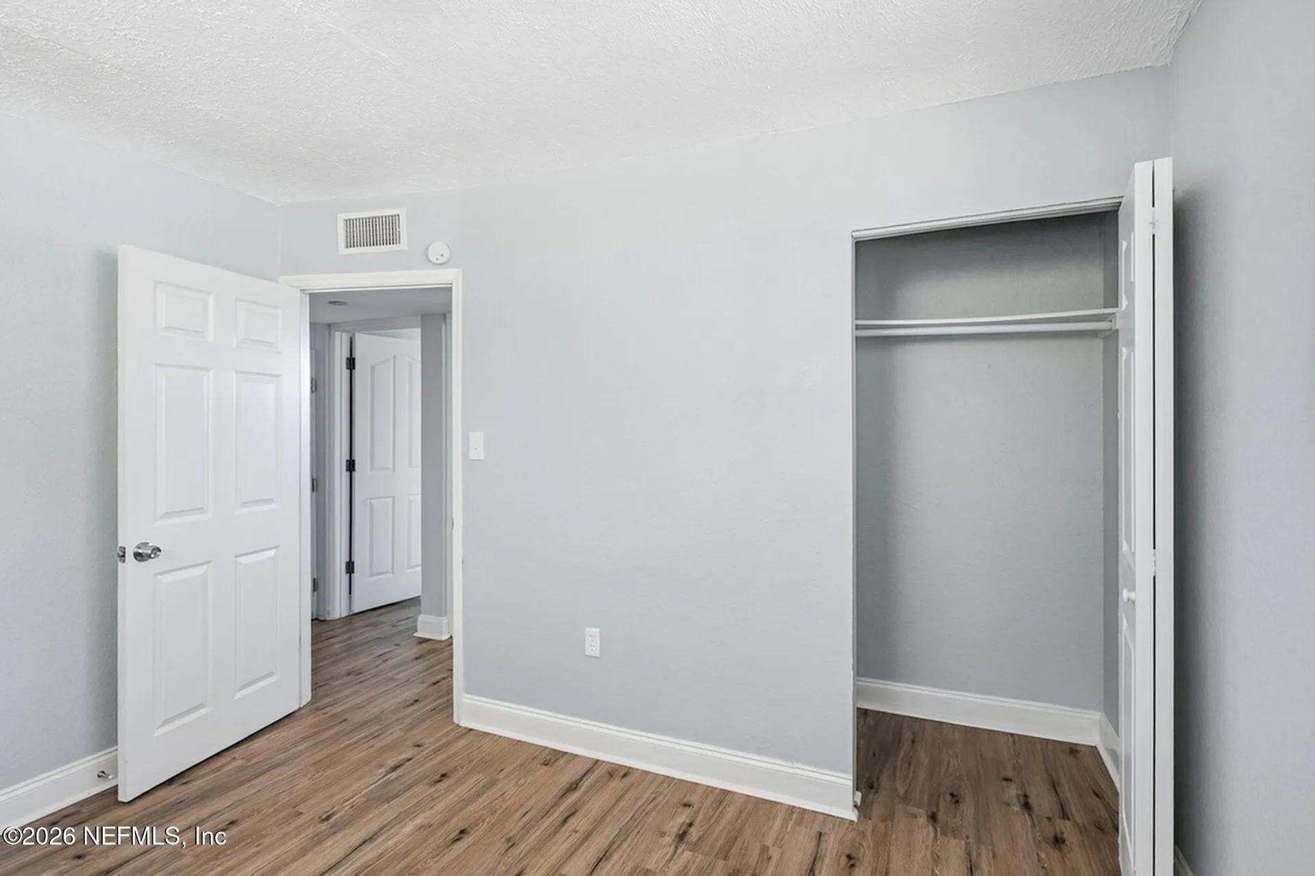 8647 Lenox Avenue Jacksonville FL 32221