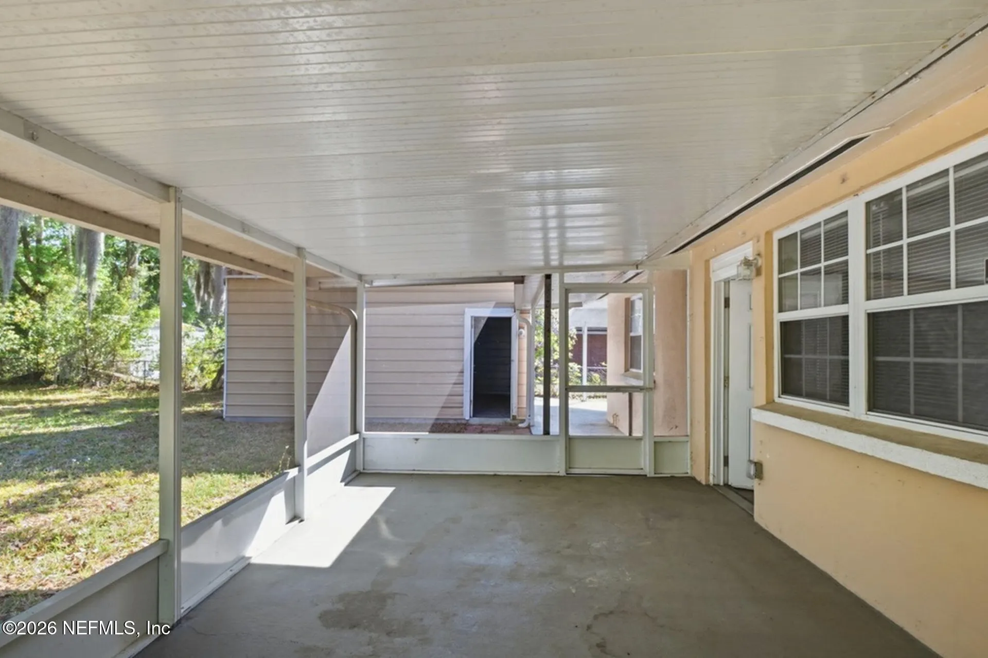 8647 Lenox Avenue Jacksonville FL 32221
