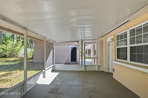 8647 Lenox Avenue Jacksonville FL 32221