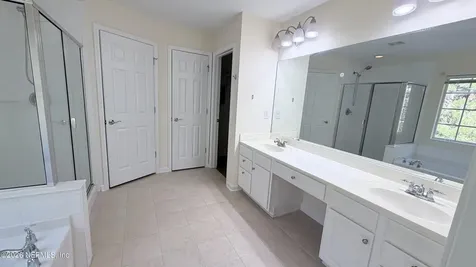 4047 Lionheart Drive Jacksonville FL 32216