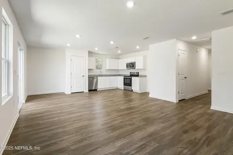 10406 Greystone Drive Glen St. Mary FL 32040