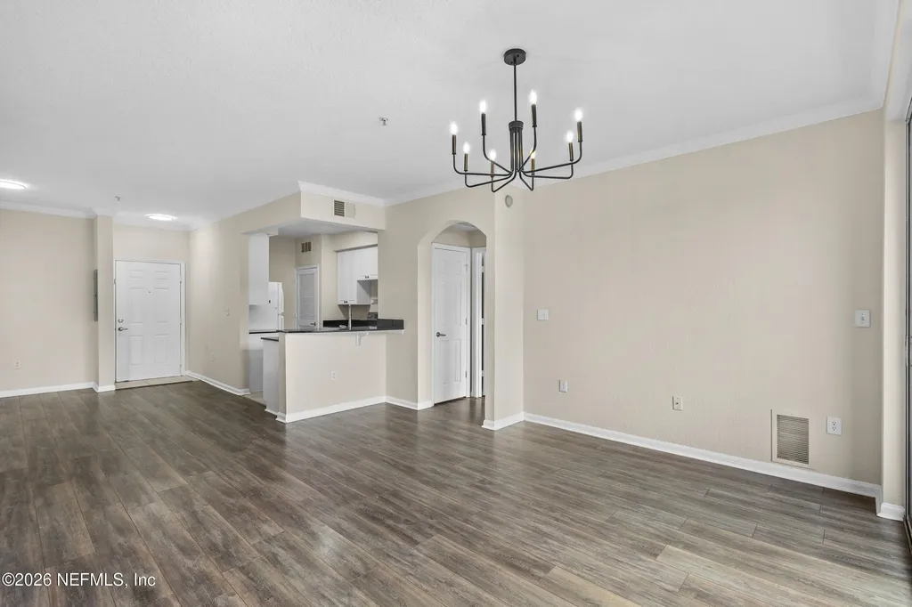 8539 Gate Parkway Jacksonville FL 32216