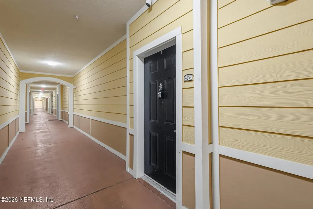 8539 Gate Parkway Jacksonville FL 32216