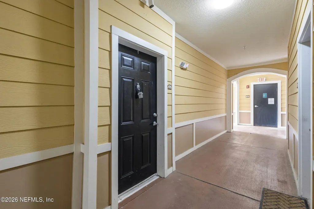 8539 Gate Parkway Jacksonville FL 32216