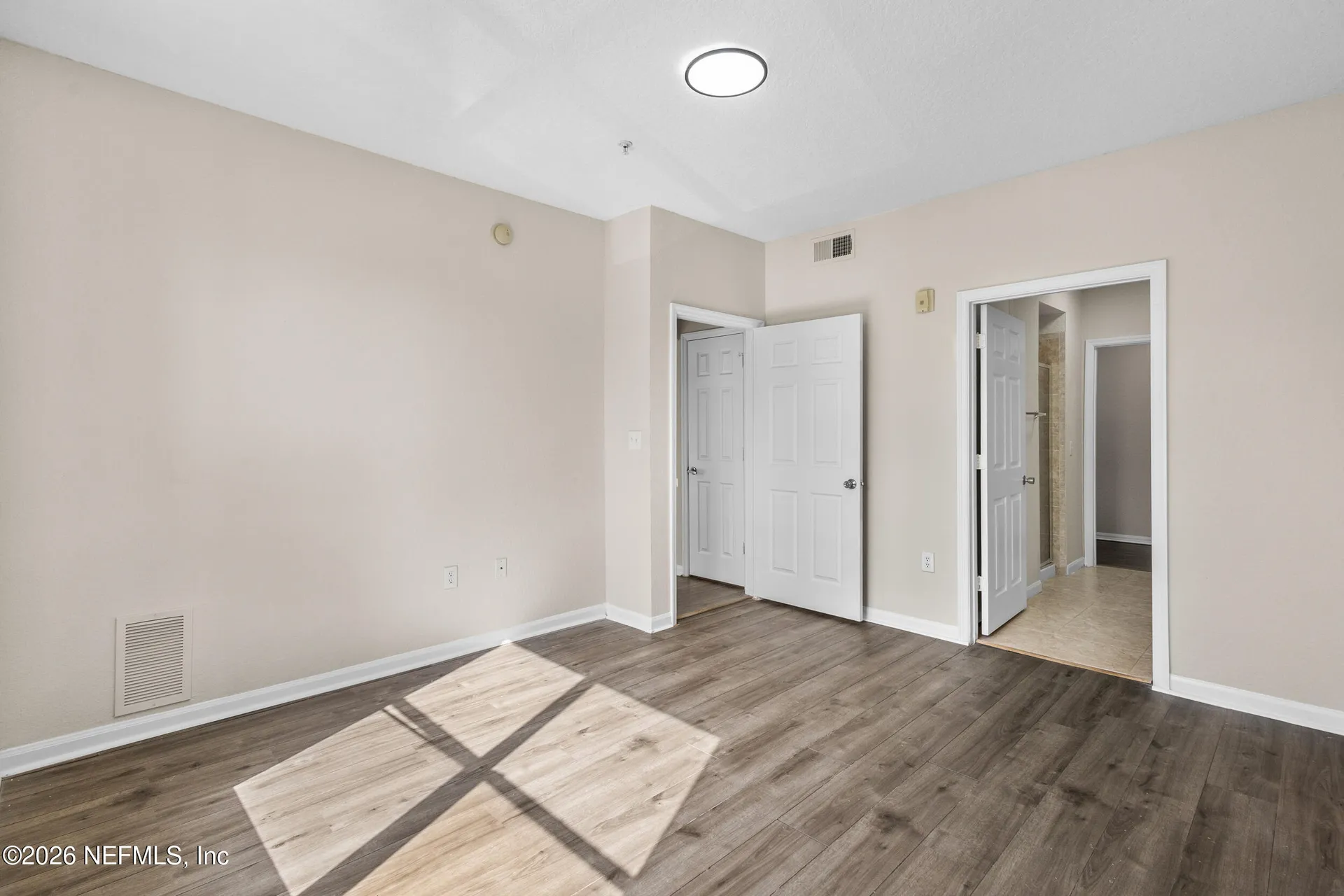 8539 Gate Parkway Jacksonville FL 32216