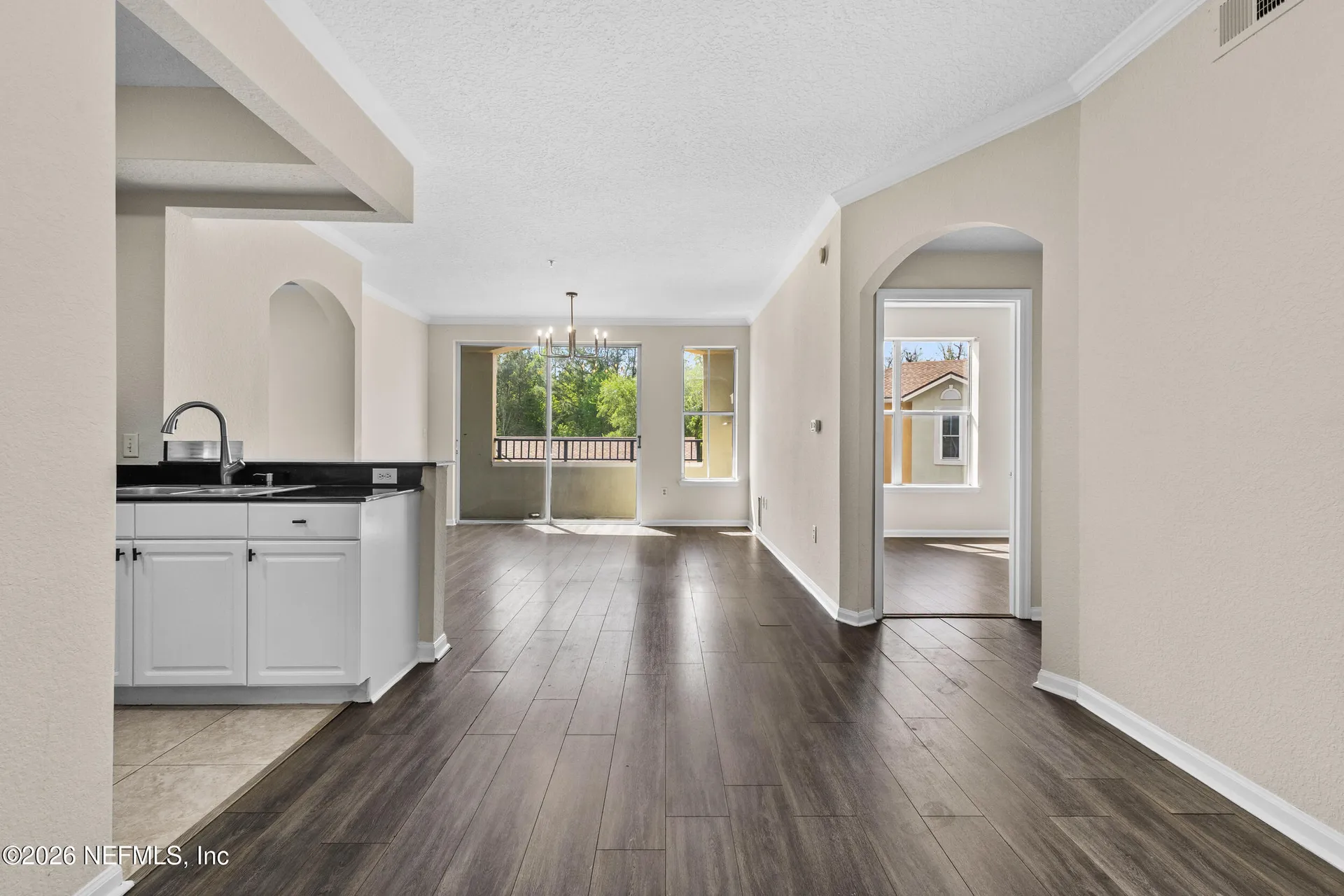 8539 Gate Parkway Jacksonville FL 32216