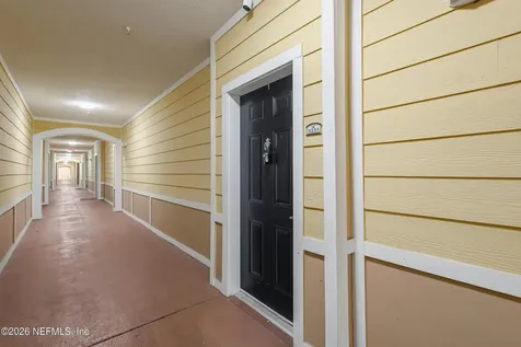 8539 Gate Parkway Jacksonville FL 32216