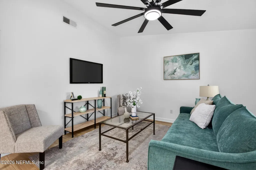 1091 Willow Cove Court W Jacksonville FL 32233