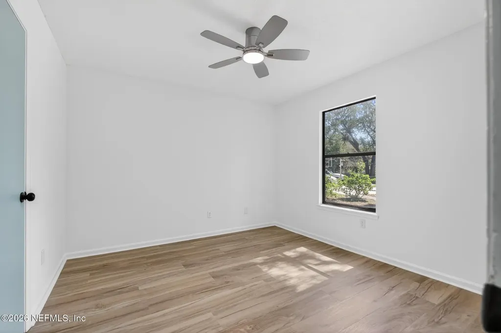 1091 Willow Cove Court W Jacksonville FL 32233
