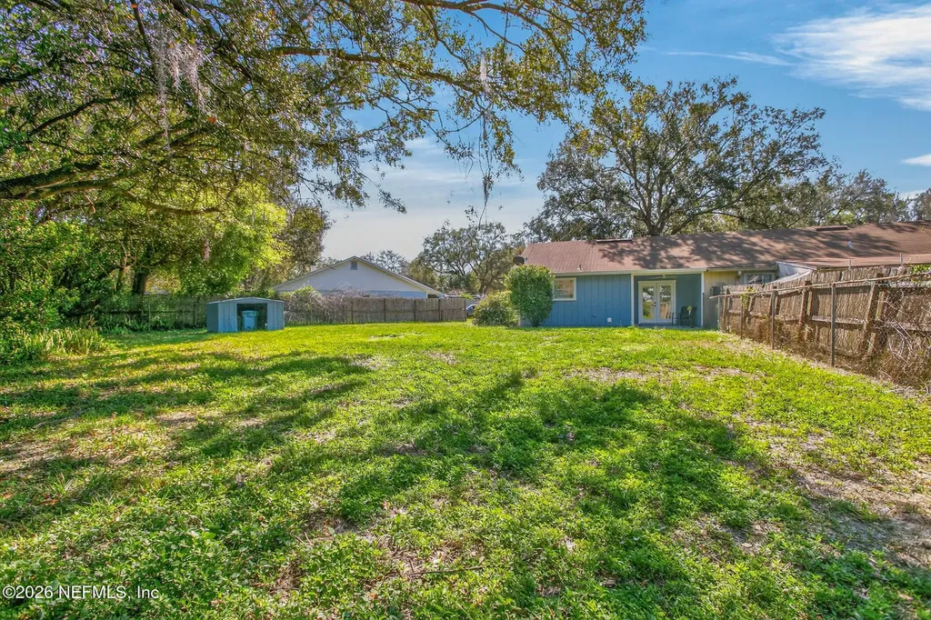 1091 Willow Cove Court W Jacksonville FL 32233