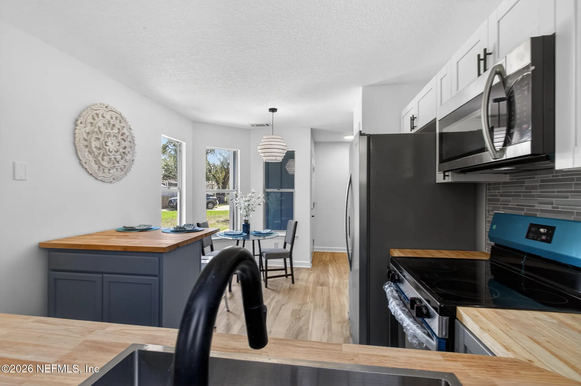 1091 Willow Cove Court W Jacksonville FL 32233