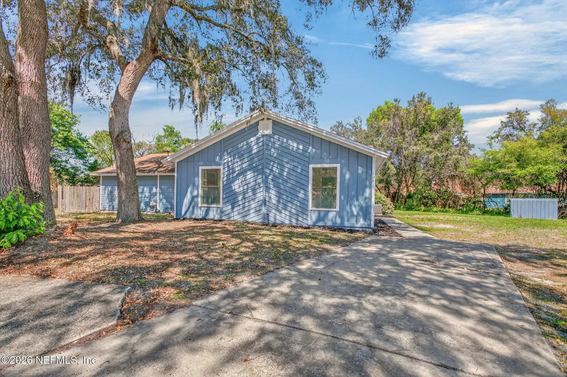 1091 Willow Cove Court W Jacksonville FL 32233