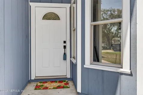 1091 Willow Cove Court W Jacksonville FL 32233