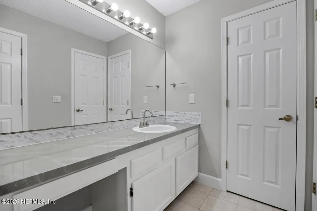 2733 Rochford Court Jacksonville FL 32225