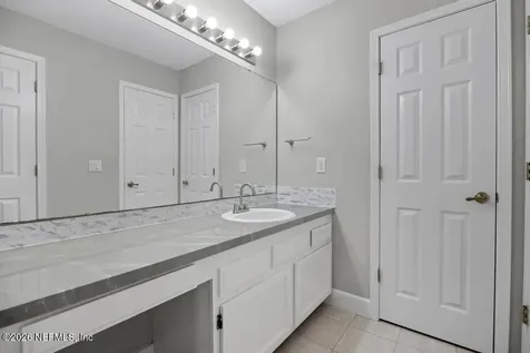 2733 Rochford Court Jacksonville FL 32225