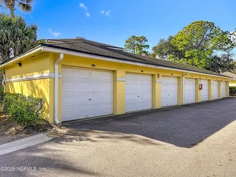 1800 The Greens Way Jacksonville Beach FL 32250