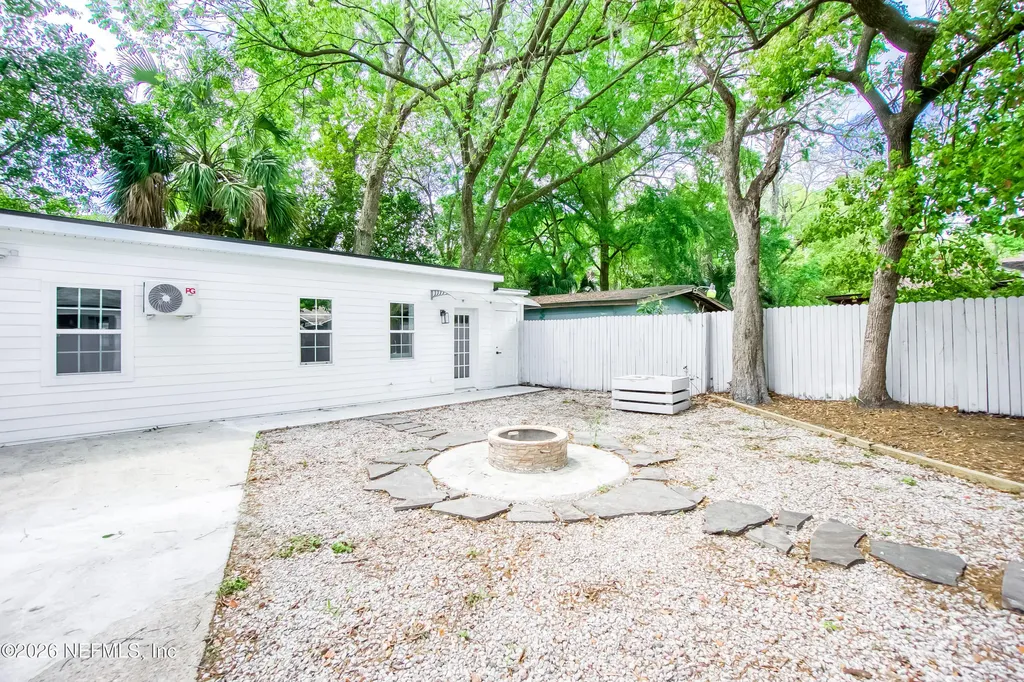 3544 College Place Jacksonville FL 32205