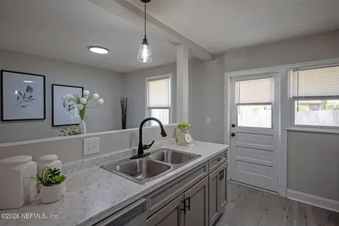 5319 Kingsbury Street Jacksonville FL 32205