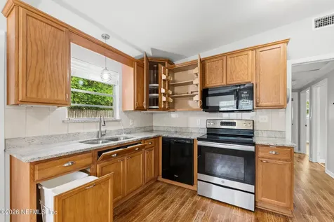 6929 Rollo Road Jacksonville FL 32205