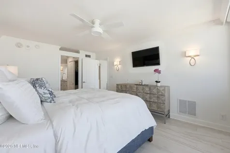 1601 Ocean Drive S Jacksonville Beach FL 32250