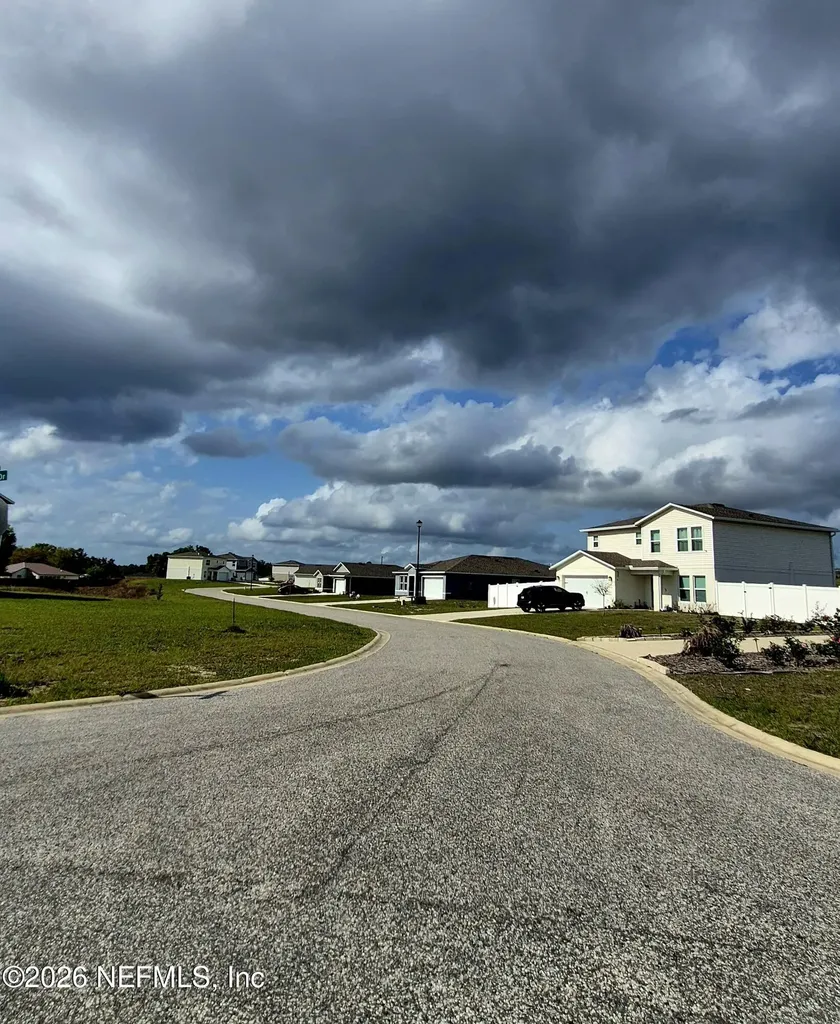 427 River Hill Drive Welaka FL 32193