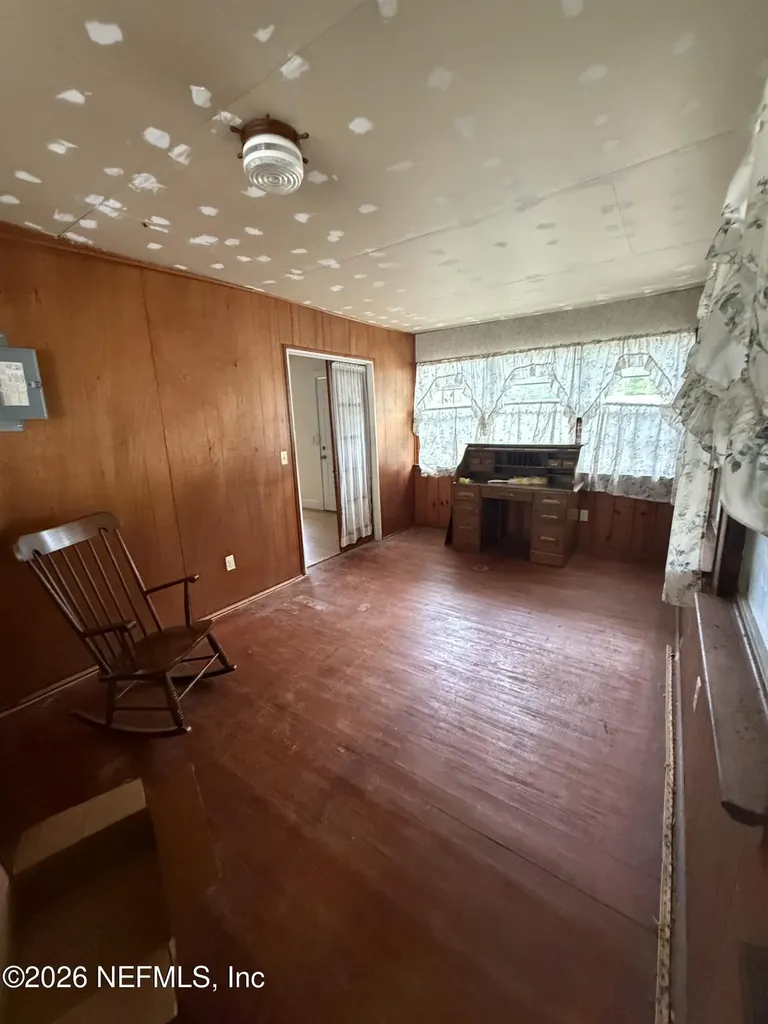 436 E Bennett Avenue Deland FL 32724