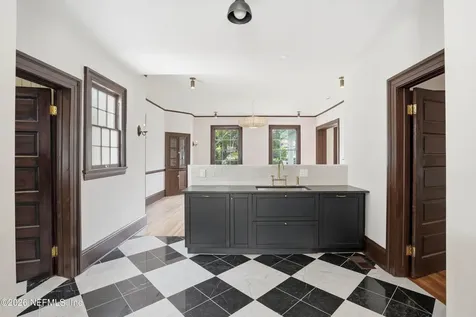 2979 St Johns Avenue Jacksonville FL 32205