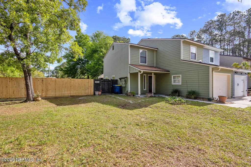 11477 Ft Caroline Lakes Drive N Jacksonville FL 32225