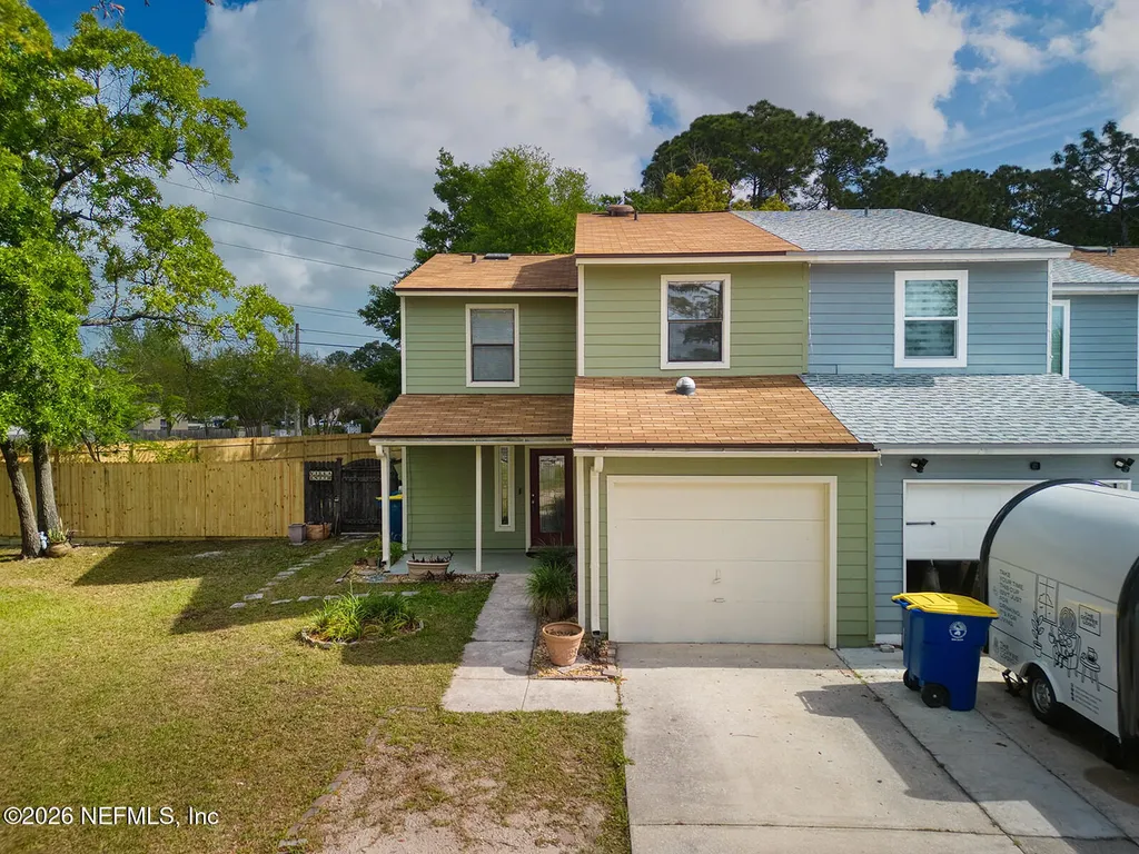 11477 Ft Caroline Lakes Drive N Jacksonville FL 32225