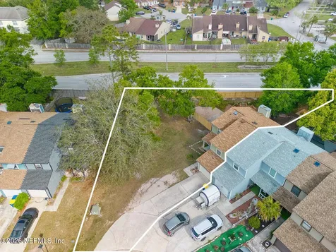 11477 Ft Caroline Lakes Drive N Jacksonville FL 32225